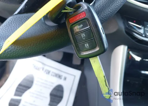 2016 Honda Accord Lx z USA, uszkodzony, nr VIN 1HGCR2F31GA138247